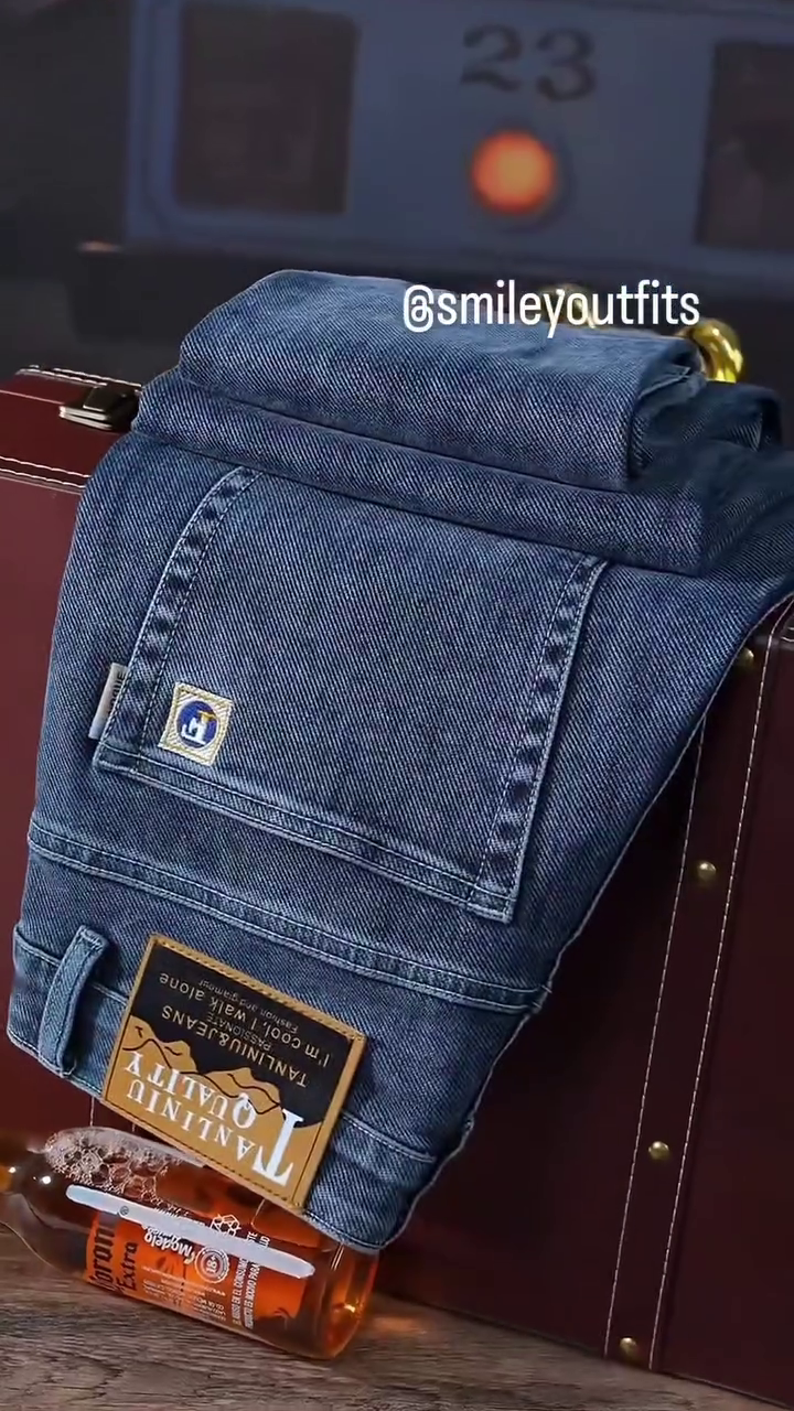 Men’s Blue Slim-Fit Casual Denim Jeans