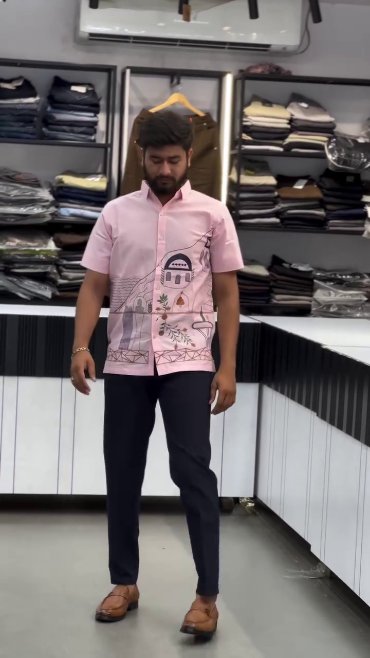Men Spread Collar Graphic Printed Cotton Boxy Casual Shirt - Image 4