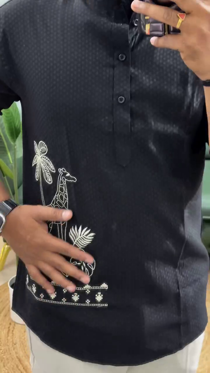 Men Striped Mandarin Collar Cotton Kurta - Image 4