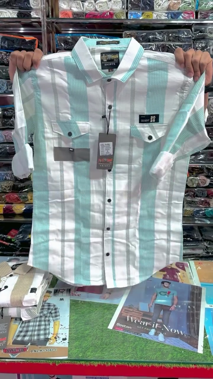 Men Slim Fit Vertical Striped Cotton Casual Shirt