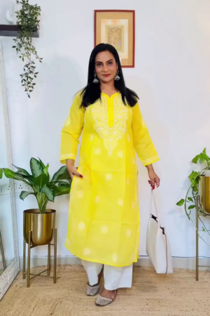 Elegant Women’s Hand Embroidered Chikankari Kurta