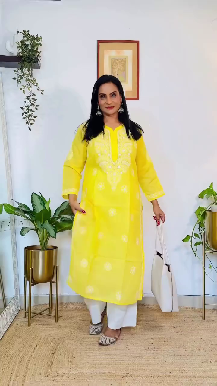 Elegant Women’s Hand Embroidered Chikankari Kurta