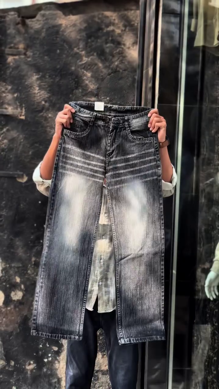 Men’s Baggy Black & White Jeans